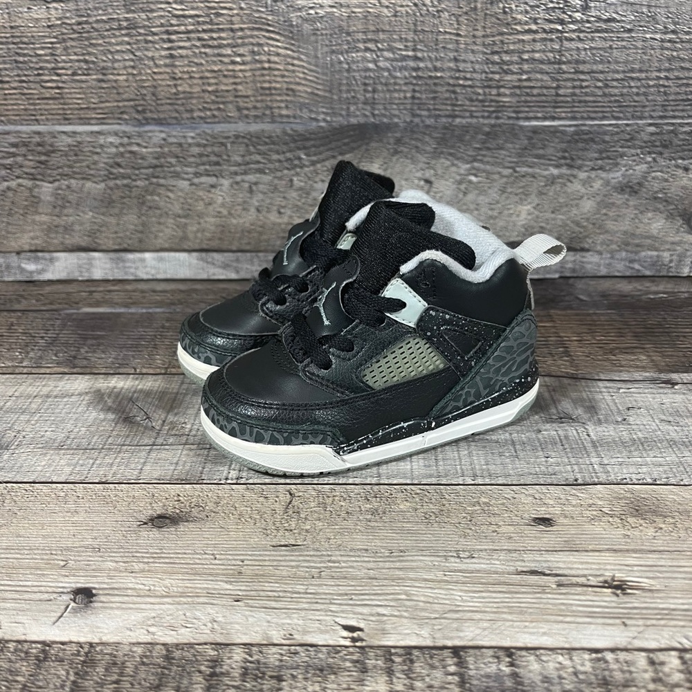 Air Jordan Spizike Black Cement